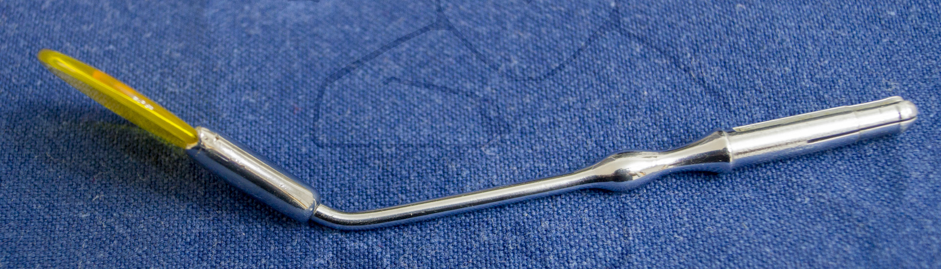 Unbekannter Röntgenspiegel, Seitliche Ansicht